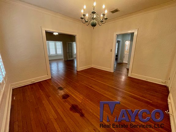 2nd image of 458 Forest Ave #3219