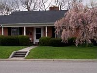 1st image of 455 E Pine St