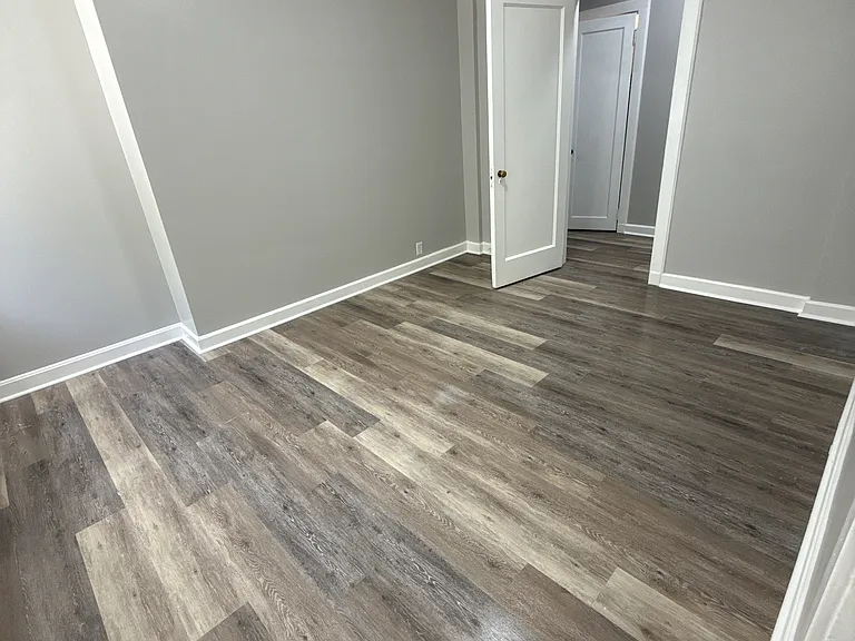 35-45-55 James Dr #1-A — Photo 7