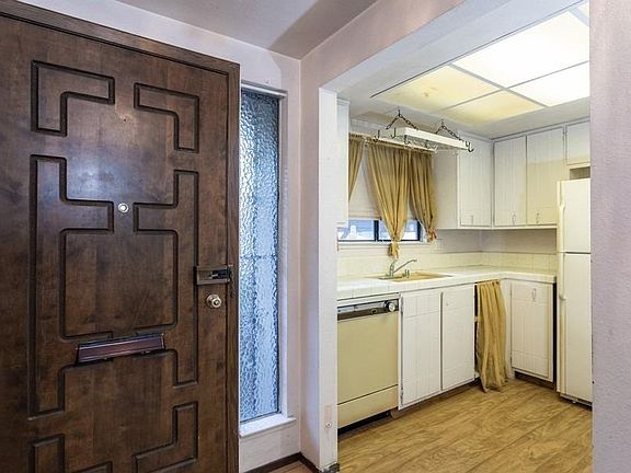 3rd image of 5544 Rubion Cir