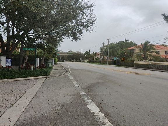 4th image of 8255 NW 161st Ter