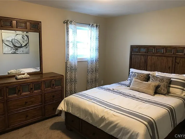122 Pheasants Run — Photo 6