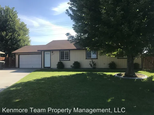 2928 Iris St, West Richland, WA 99353