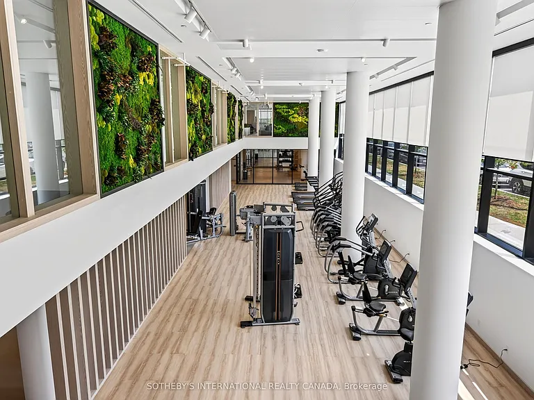 1050 Eastern Ave #Penthouse 1701 — Photo 24