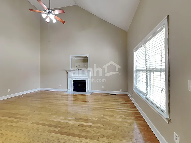 5072 Republic Ave — Photo 6