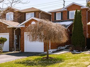 82 Whitney Pl, Vaughan, ON