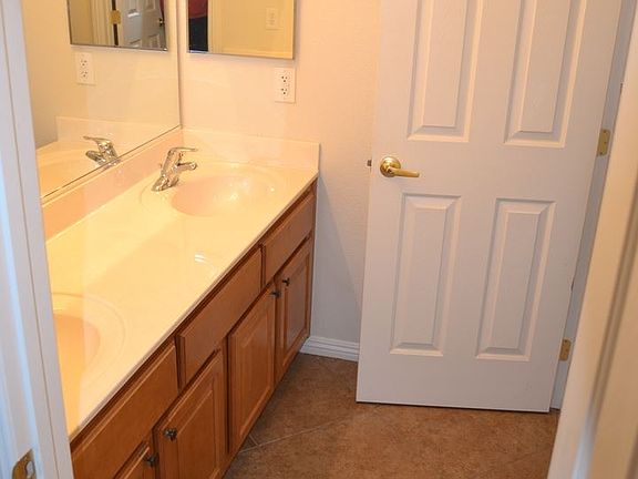 5th image of 9029 Harbor Wind Ave