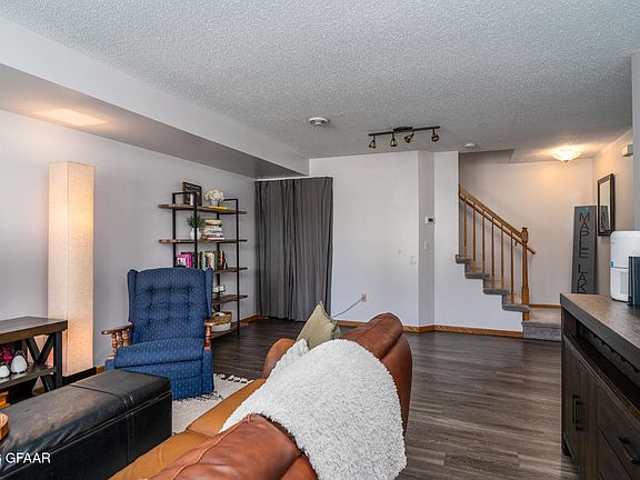 2nd image of 2573 S 40th St
