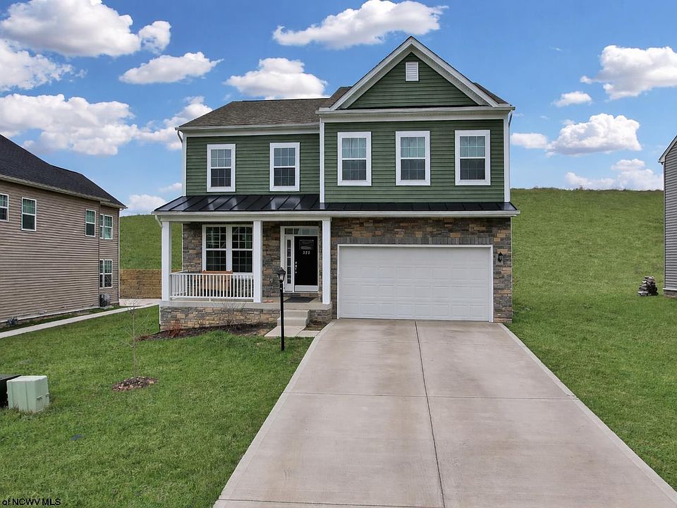 1st image of 323 Lexington Cir