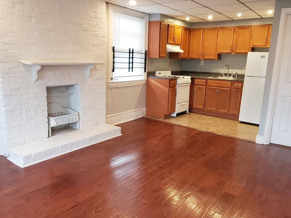 1st image of 206 Stratford Ave APT 4
