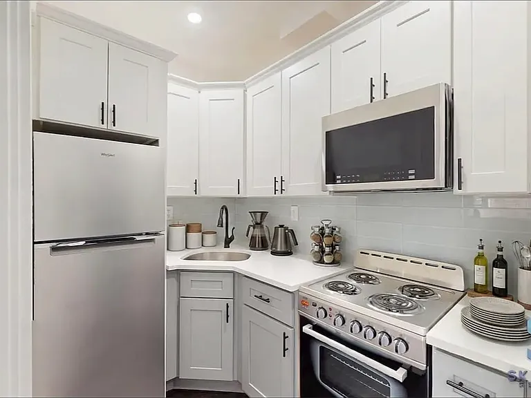 421 Rutland Rd #3A — Photo 3