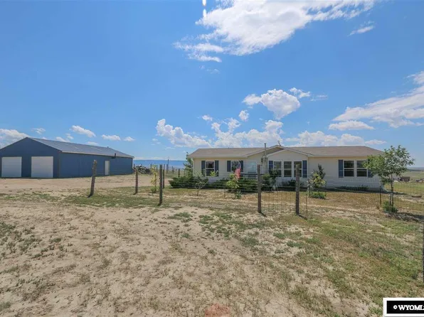 5620 Copperhead Dr, Evansville, WY 82636