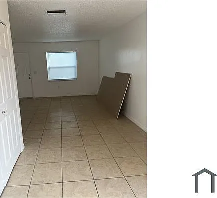 9410 N 50th St #D — Photo 11