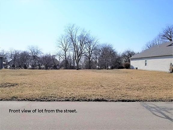 2nd image of 4064 S Woodcliff Dr
