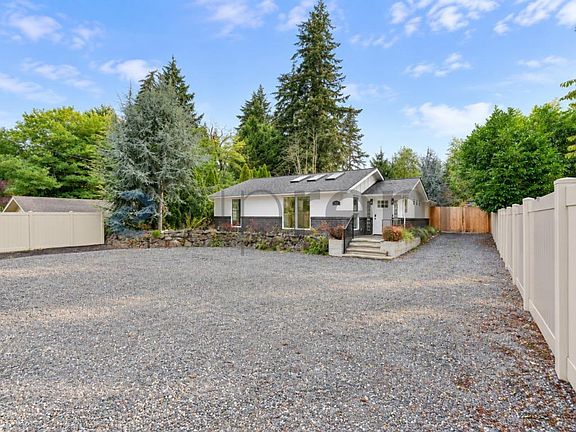 3rd image of 1420 S 359th St