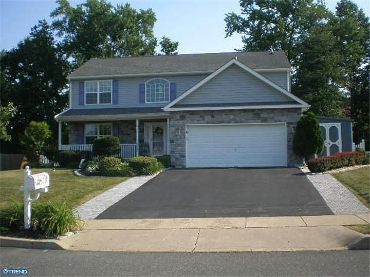 1st image of 217 Pennford Pl
