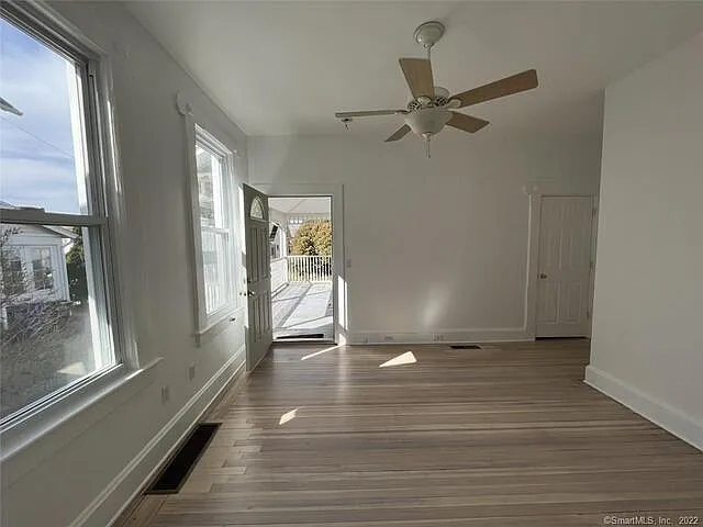 1 bed, 550 sqft, $2,300 — Photo 4