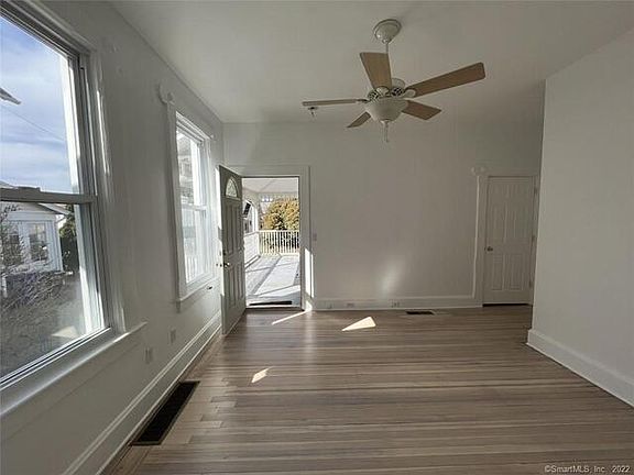 4th image of 3 Betts Pl #2