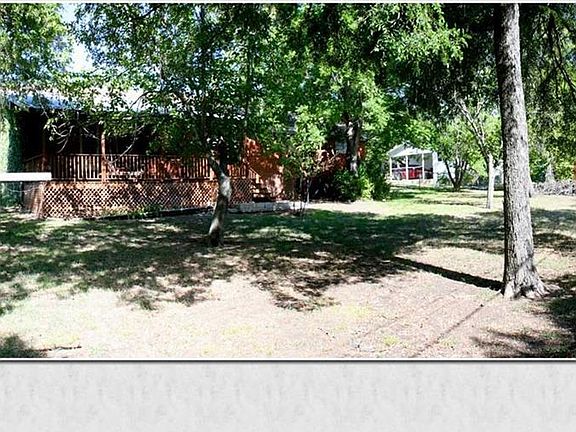 5th image of 10 Sue Ann Dr