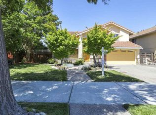 33155 Falcon Dr, Fremont, CA 94555