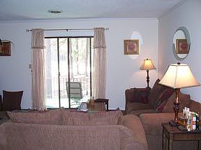 3rd image of 404 Knollwood Vlg