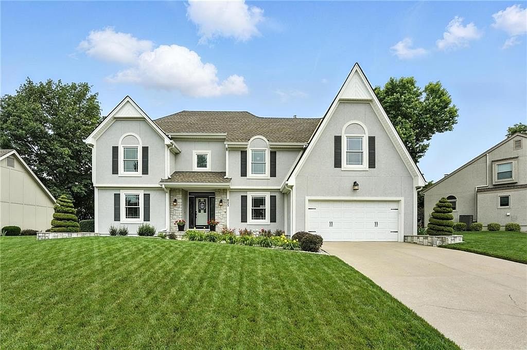 833 NW High Point Dr, Lees Summit, MO 64081 | Zillow