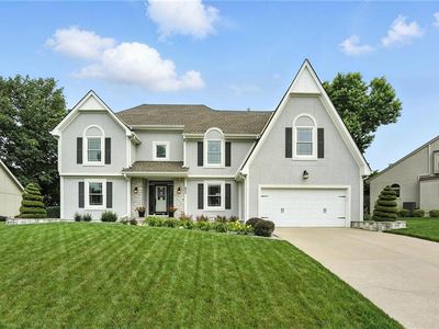 833 NW High Point Dr, Lees Summit, MO, 64081