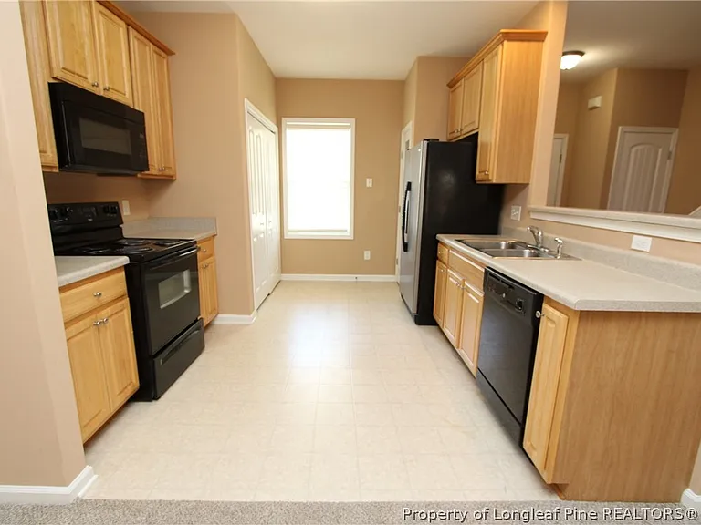 3921 Volkswalk Pl — Photo 9