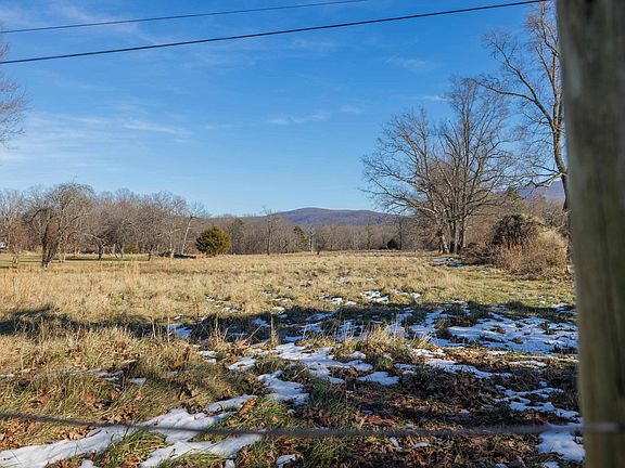 4th image of Mill Creek Ln