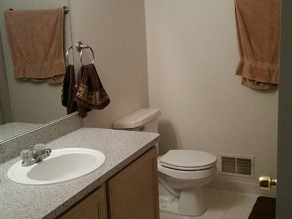 5th image of 28758 Waverly St
