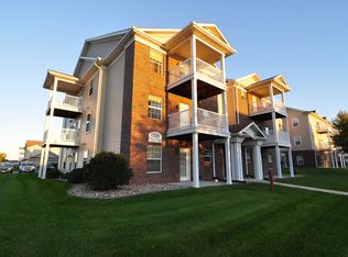 1336 Mayfield Dr UNIT 101, Ames, IA 50014