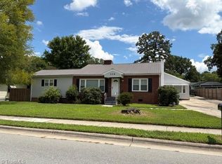 306 Oakview Rd, High Point, NC 27265