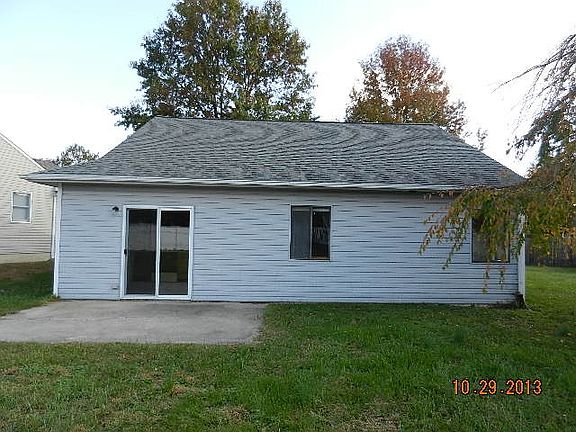 4th image of 202 Skeet Cir W