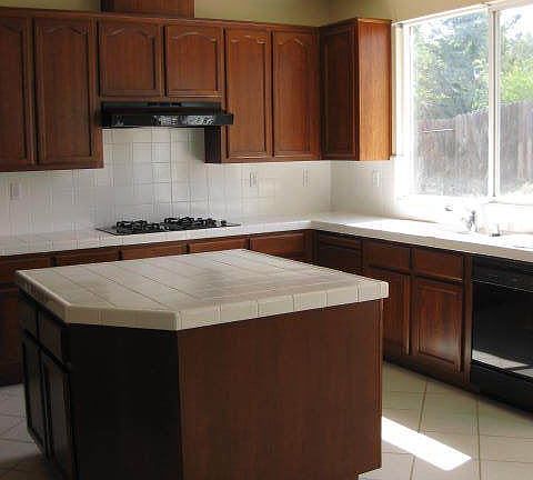 2nd image of 2941 Fox Hill Dr