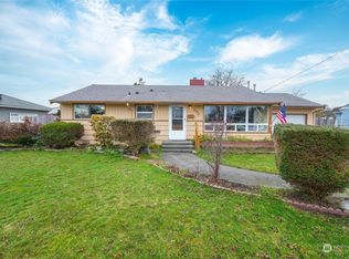 590 SE 5th Ave, Oak Harbor, WA 98277