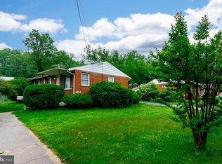 6316 Indian Run Pkwy, Alexandria, VA 22312