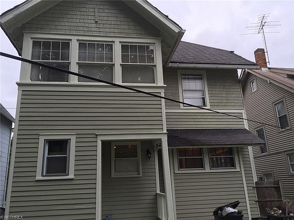4th image of 1028 Middle Ave
