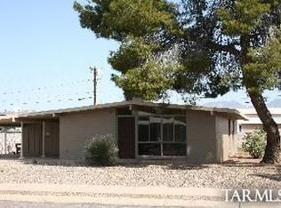 6241 E Calle Aurora, Tucson, AZ 85711