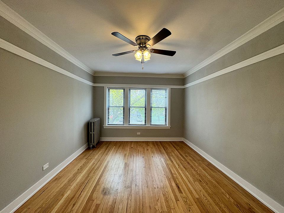 1st image of 2607 N Kostner Ave #1
