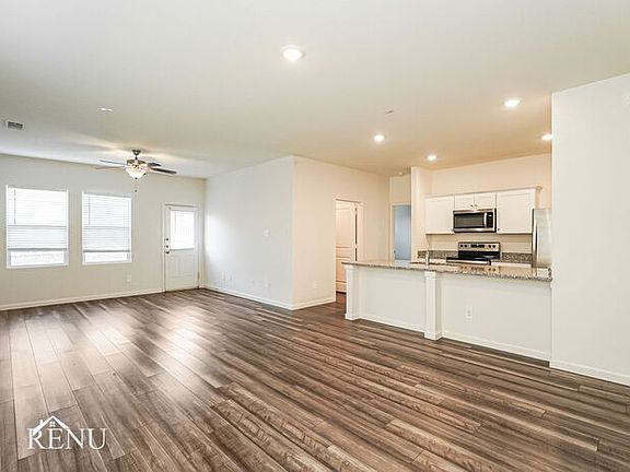 4th image of 1744 Escondido Dr