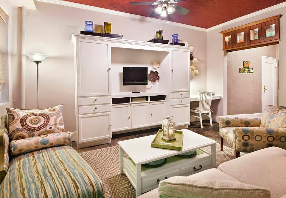 1st image of 343 W 12th St APT 1B
