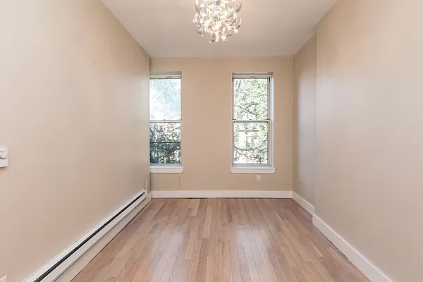 Rented by Nooklyn NYC LLC | media 30