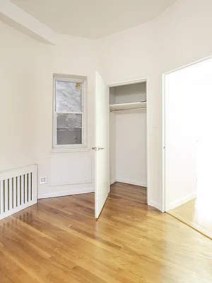 Rented by City Connections Realty | media 17