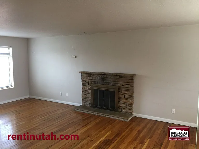 5894 S Kingston Way #10 — Photo 3