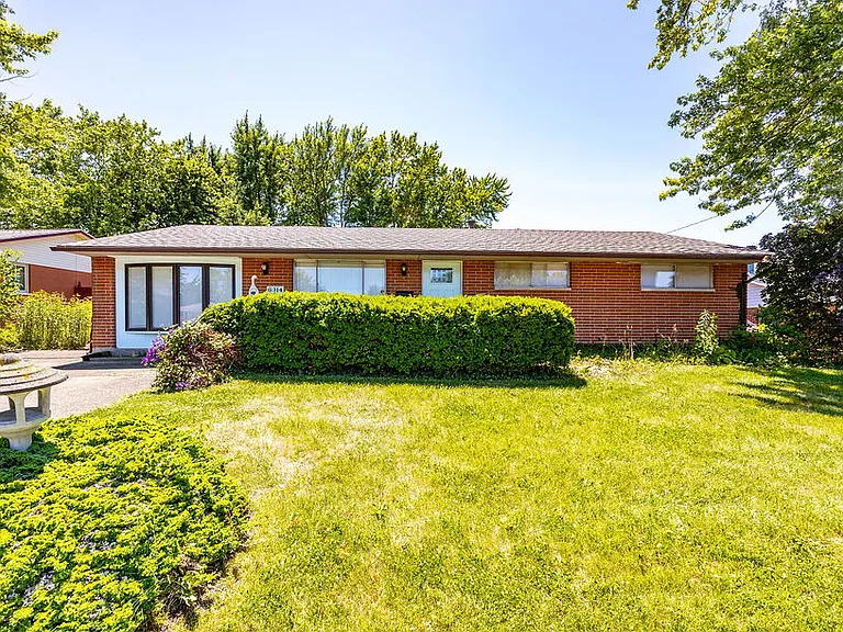 6314 Holbrook Dr — Photo 1