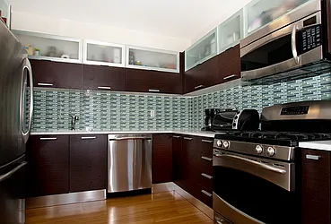 Rented by STAR CITIES INTERNATIONAL PROPERTY CORPORATION