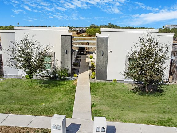 2nd image of 511 Lotto Ln APT 3