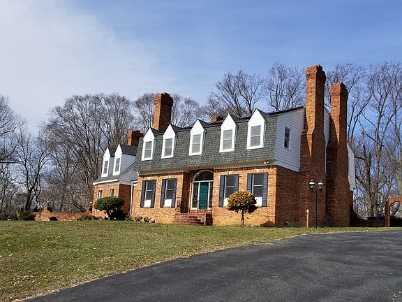 2nd image of 7650 Carley Dr