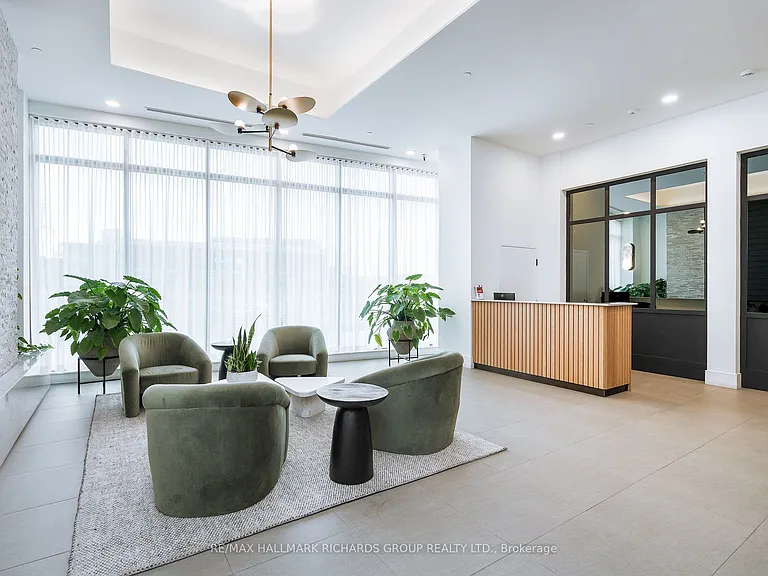 31 Huron St #Penthouse 610 — Photo 18