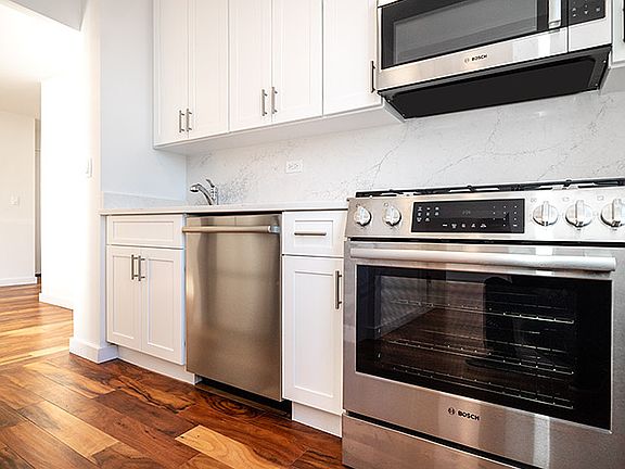 4th image of 195 3rd Ave #10B